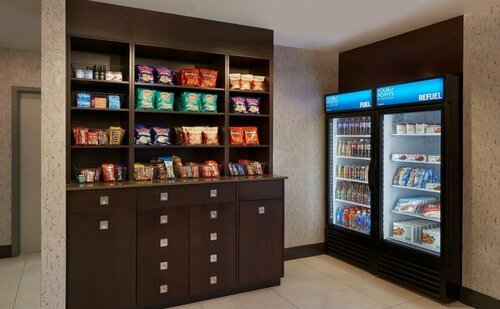 Гостиница Four Points by Sheraton Vaughan в Конкорде