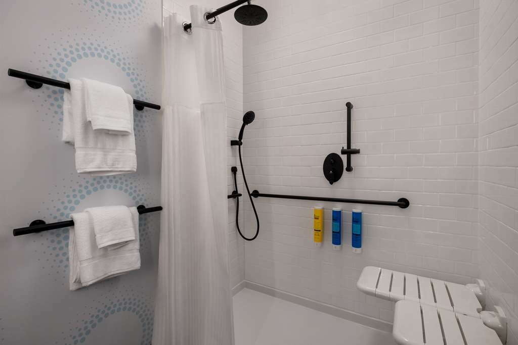 Фото Tru by Hilton Brooklyn