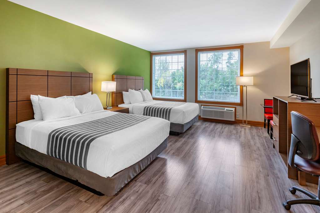 Фото SureStay Plus Hotel by Best Western Kincardine
