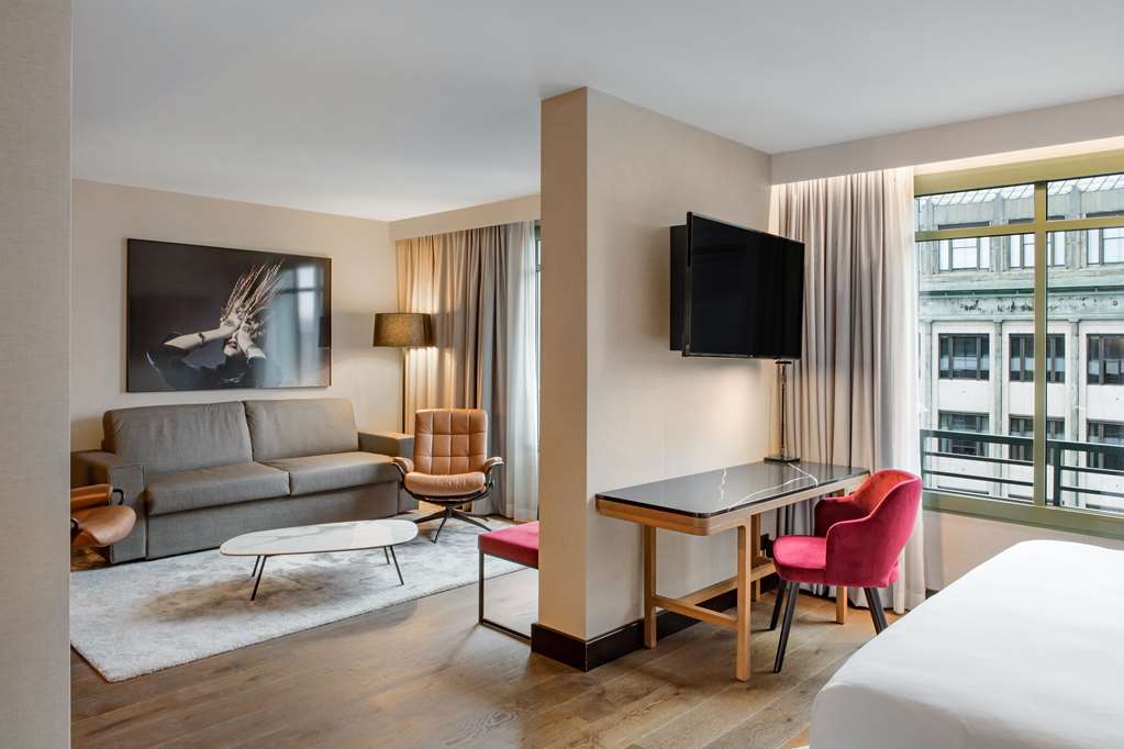 Фото Radisson Collection Hotel, Grand Place Brussels