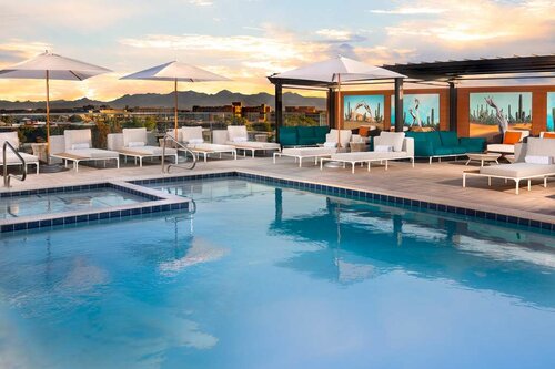 Гостиница Canopy by Hilton Scottsdale Old Town в Скоттсдейле