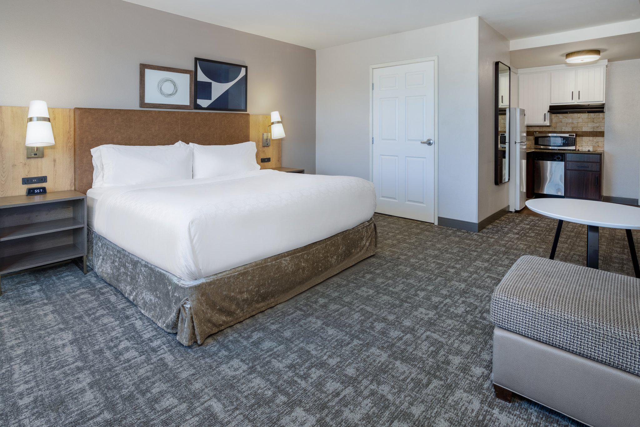 Фото Staybridge Suites Wilmington