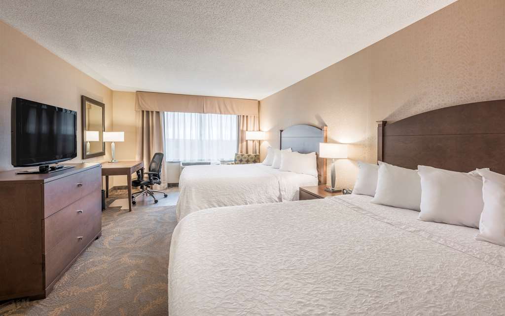 Фото Hampton Inn by Hilton Sydney