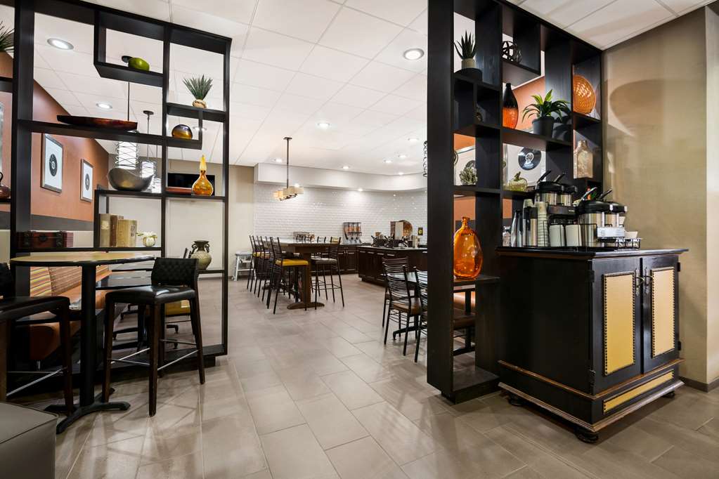 Фото Revel Hotel Minot, SureStay Collection by Best Western