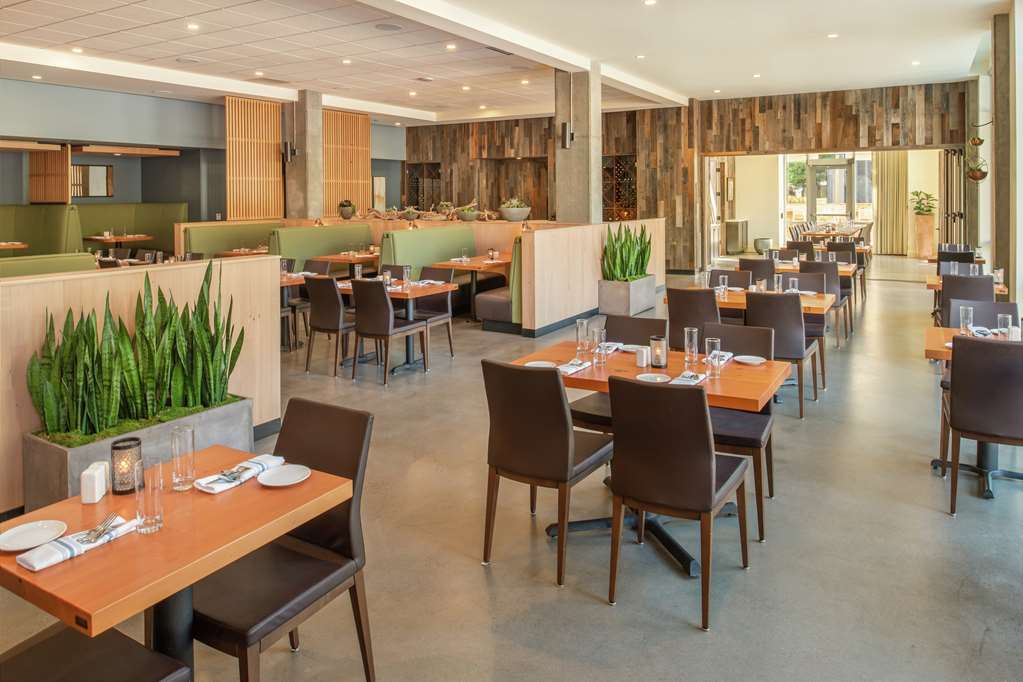 Фото Hilton Vancouver Washington