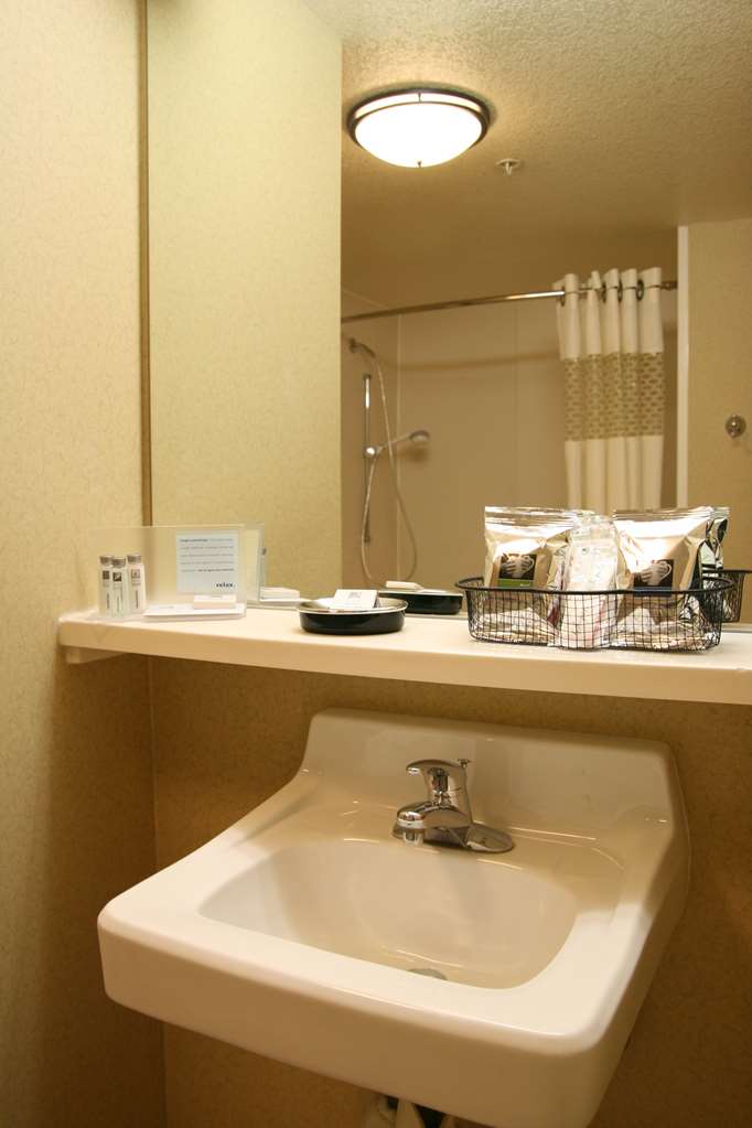 Фото Hampton Inn San Marcos, Ca