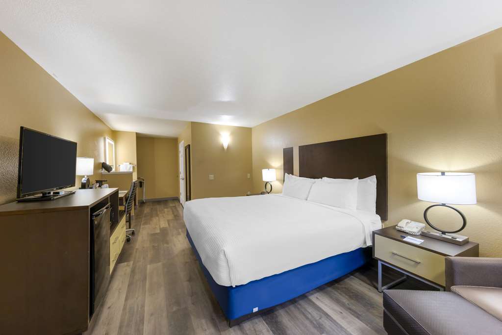 Фото Best Western Fallon Inn & Suites