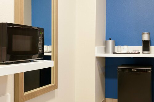 Гостиница Holiday Inn Express & Suites Covington в Ковингтоне
