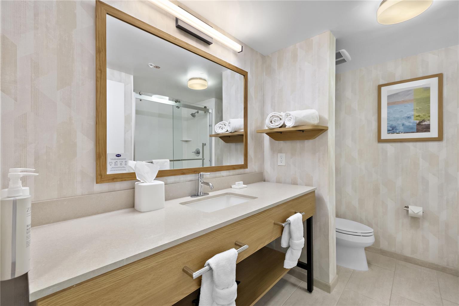 Фото Hampton Inn & Suites Lancaster