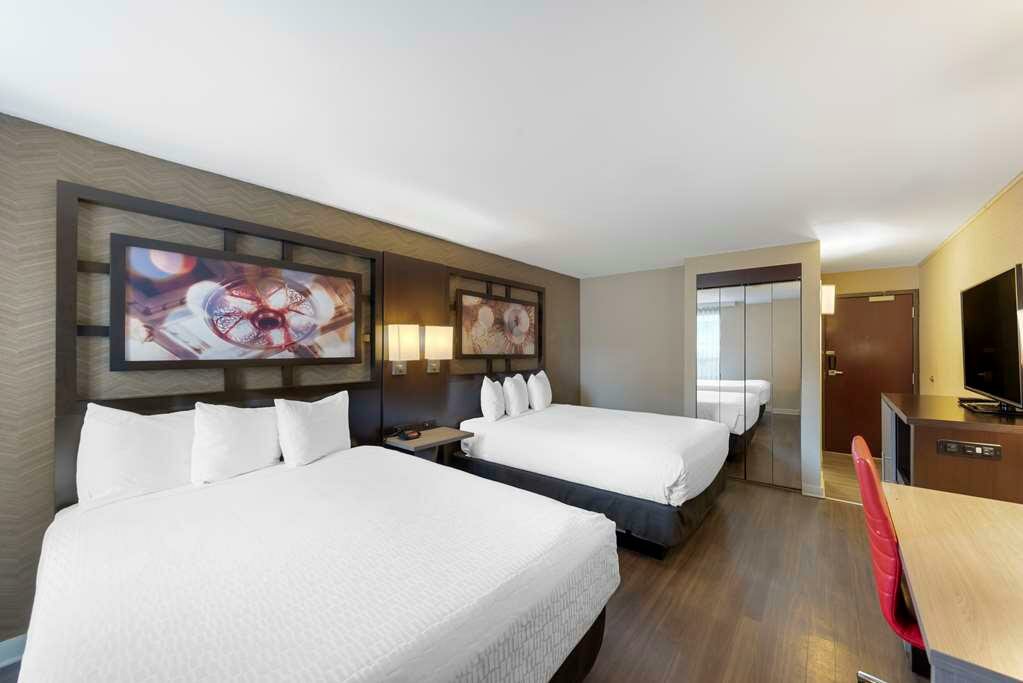 Фото Best Western Plus Austin Central
