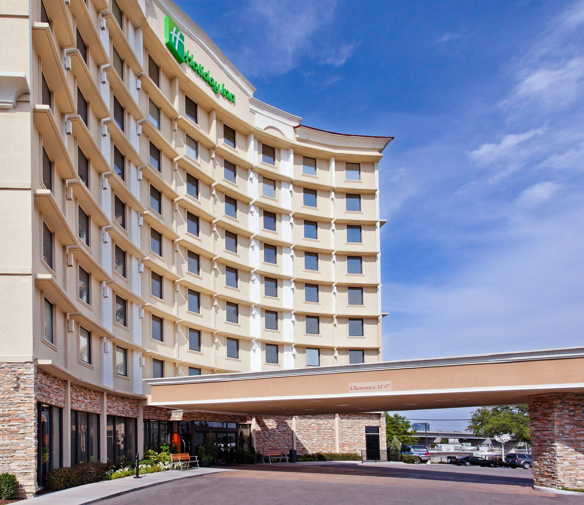 Фото Holiday Inn Dallas Market Center, an Ihg Hotel