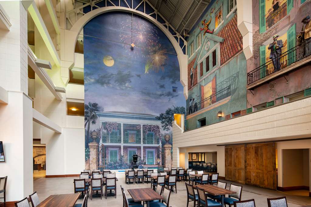 Фото Embassy Suites by Hilton New Orleans