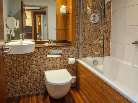 Фото Ashford International Hotel & SPA