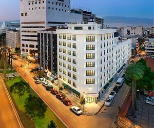 отель ‪Kordon Hotel Cankaya‬
