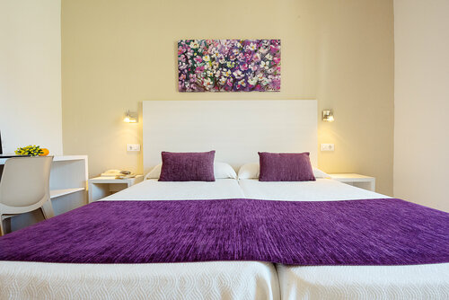 Гостиница Hotel Flor Los Almendros в Кальвии