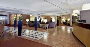 Гостиница Sheraton Düsseldorf Airport Hotel
