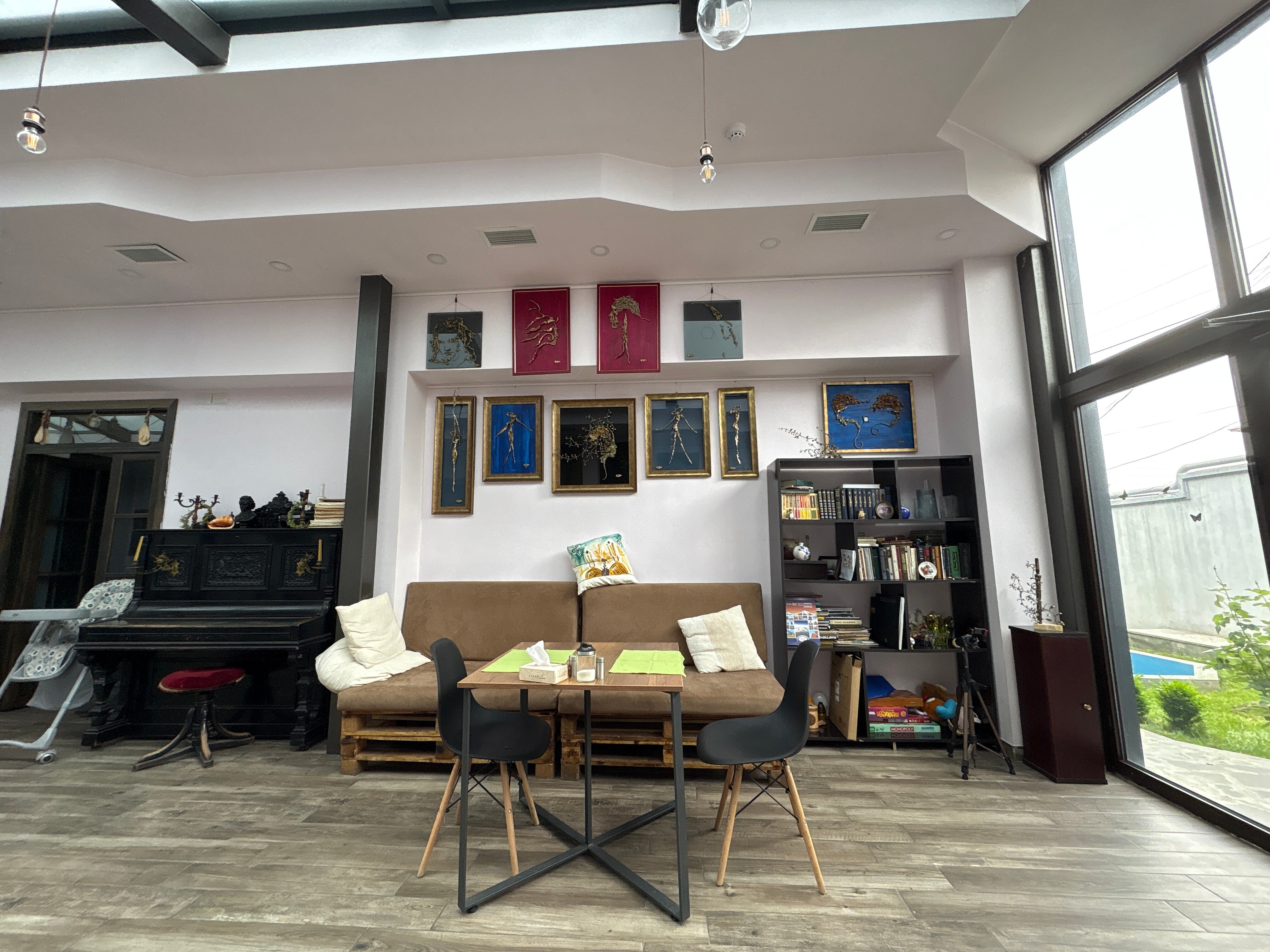 Фото Blur Inn Gallery