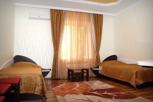Piramida (Dinskaya stanitsa, Krasnaya Street, 21А) ، فندق