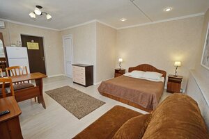 Hotel Tuapse (Tuapse, ulitsa Pobedy, 1) ، فندق