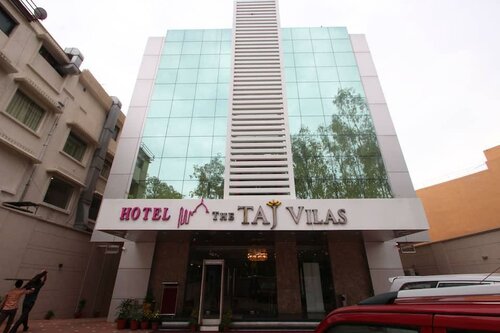 Гостиница Taj Vilas