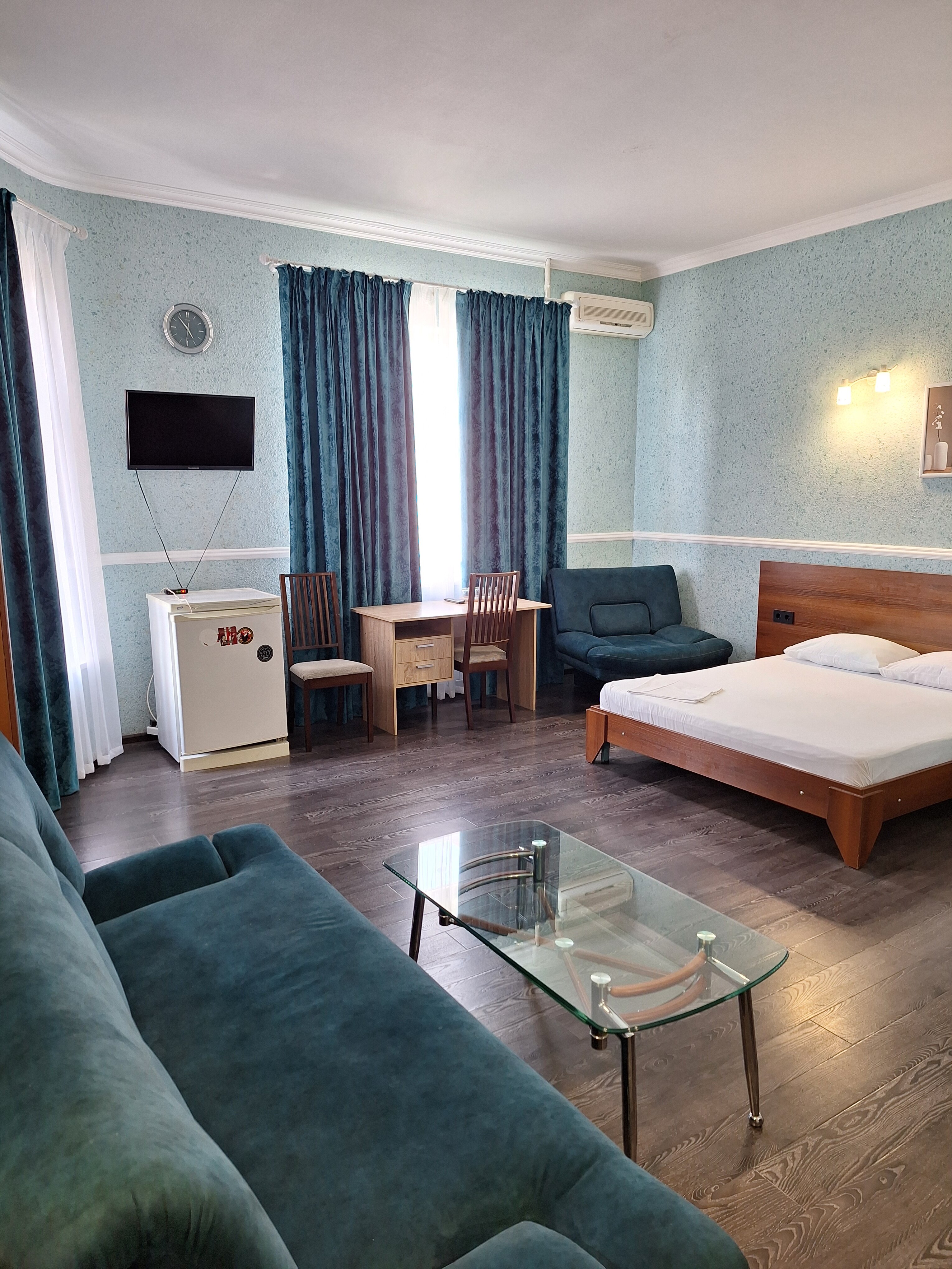 Фото Молодежная