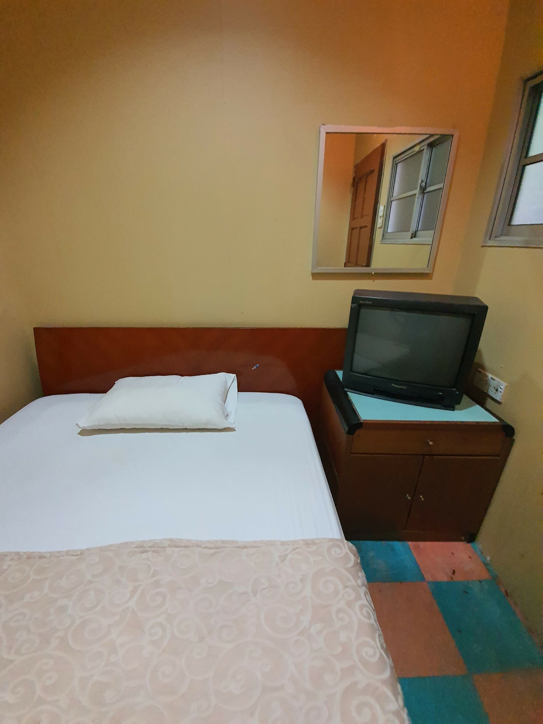 Фото Spot On 90137 Casavilla Hotel Pudu