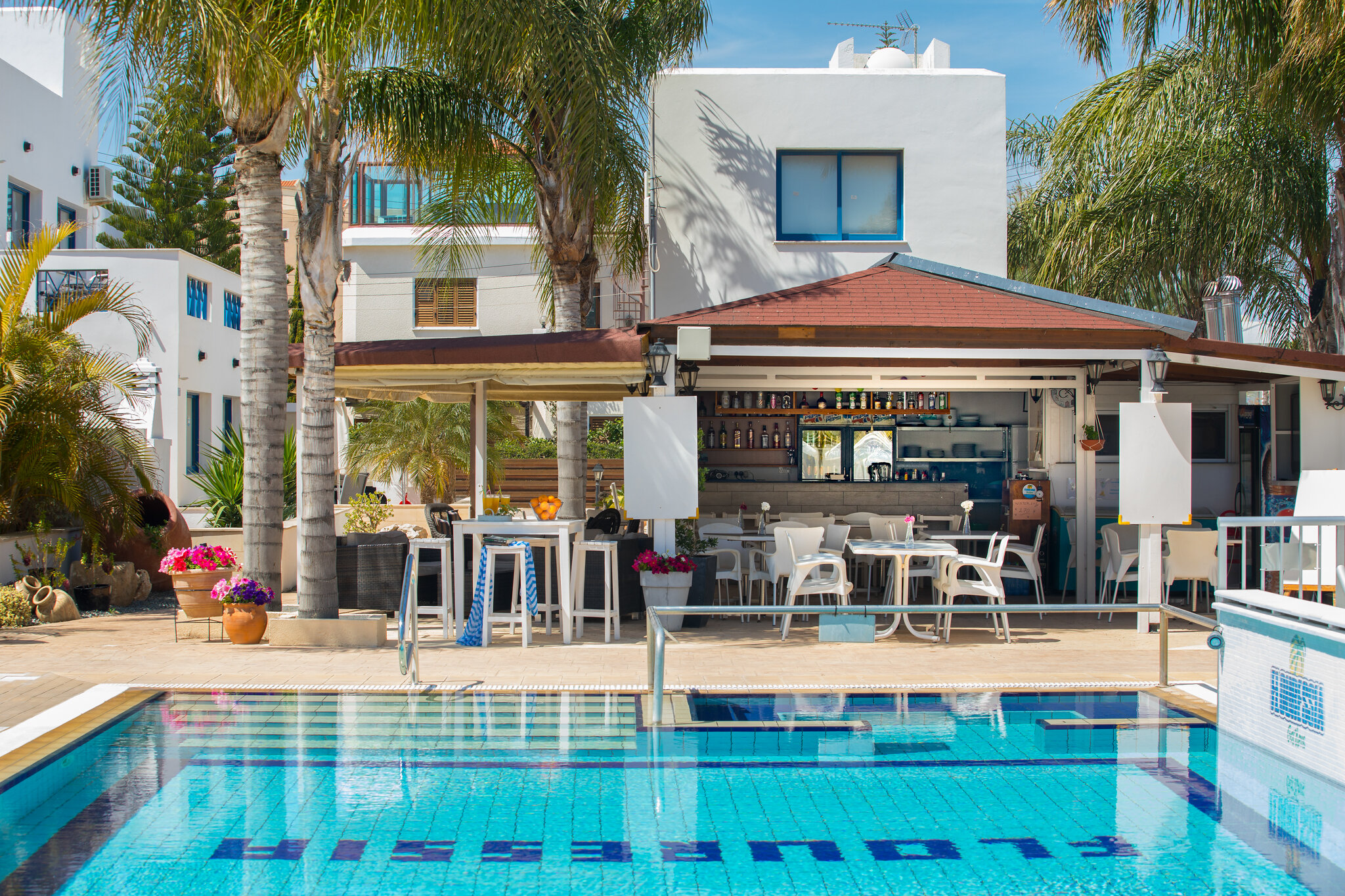 Фото Flouressia Gardens