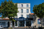 Accostage Hotel