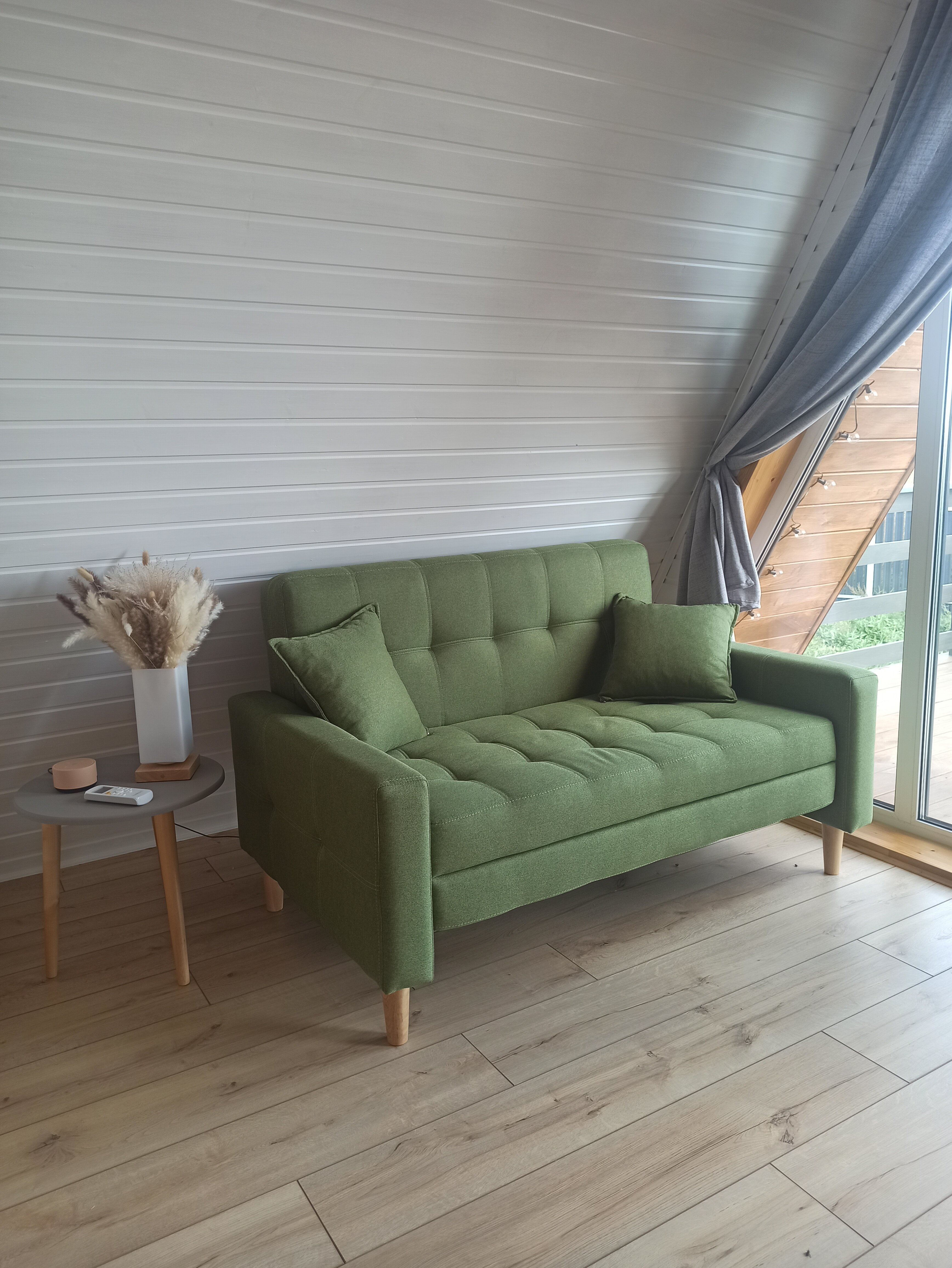 Фото Домик в поле