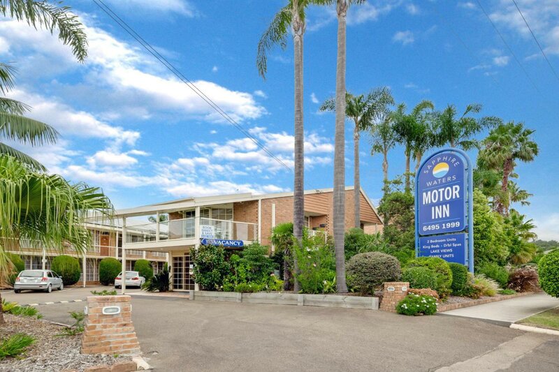 Гостиница Sapphire Waters Motor Inn в Меримбуле