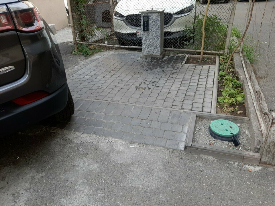 Drinking fountain Питьевой фонтанчик, Yerevan, photo