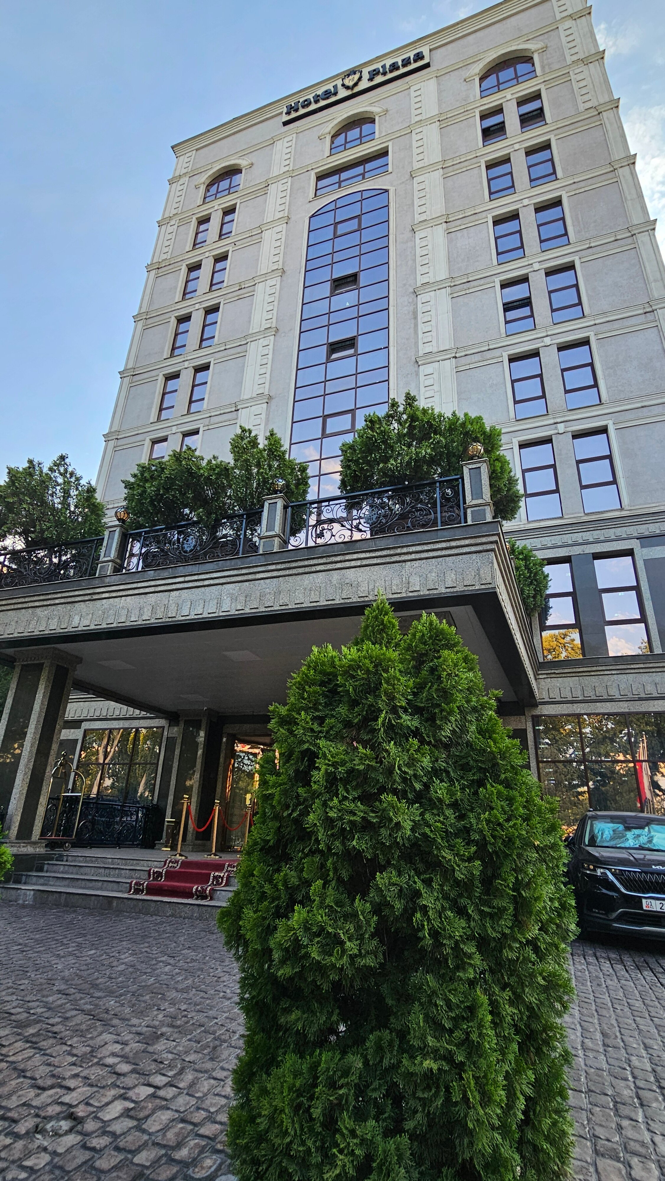 Фото The Plaza Hotel Bishkek