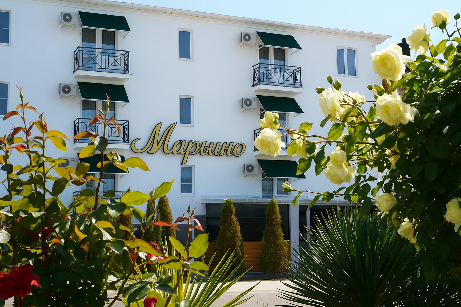 Фото отеля 2