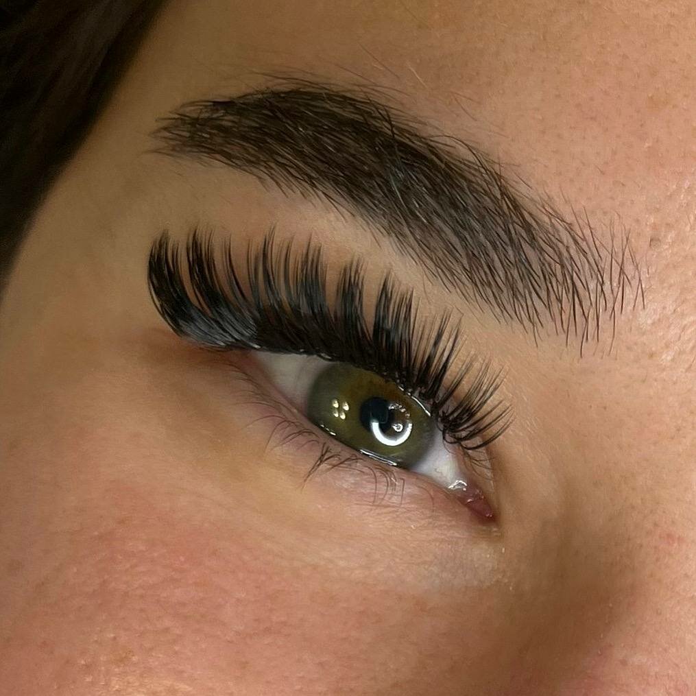 Eyebrow and eyelash salon Gulsash, Kazan, photo