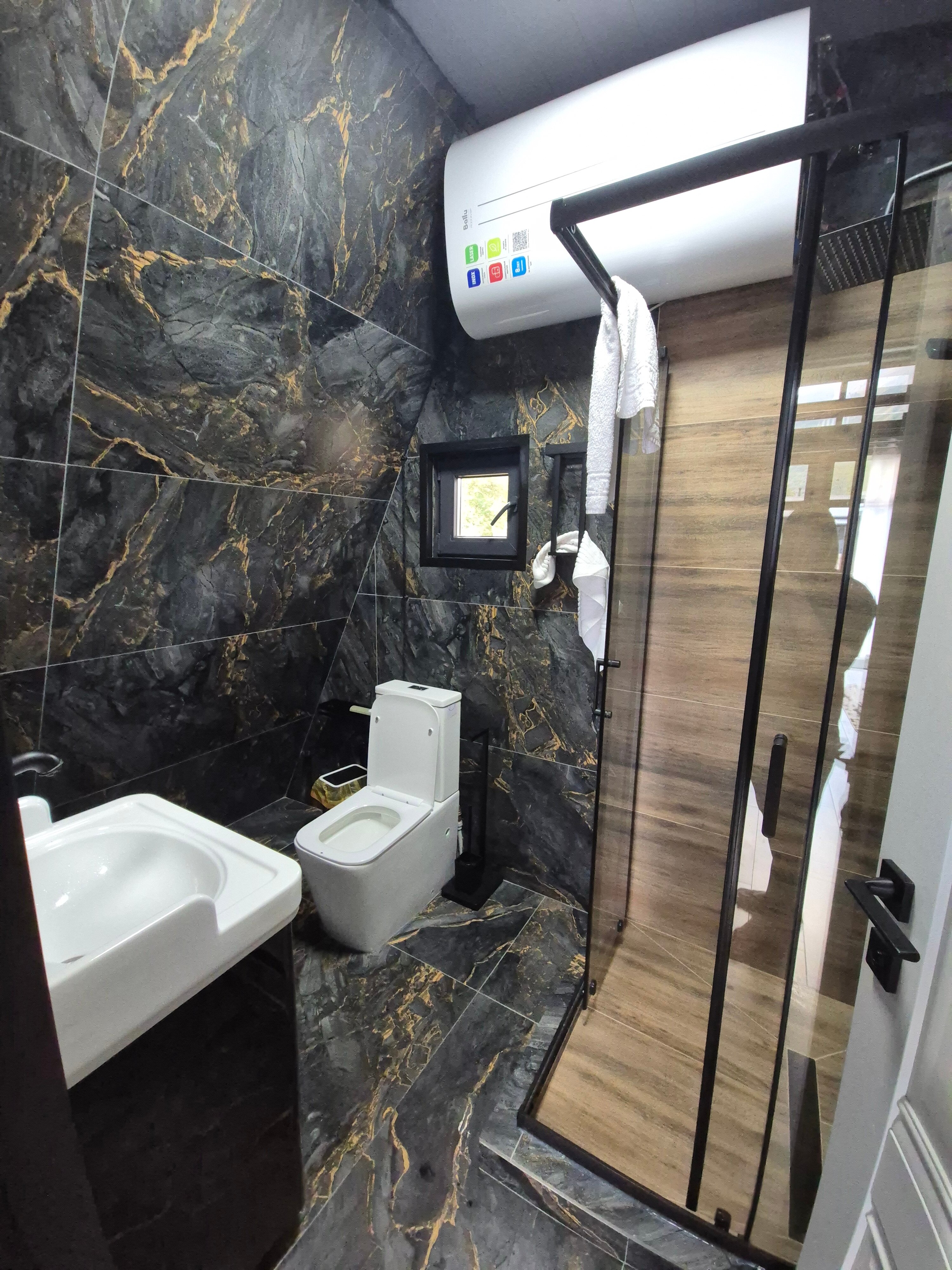 Фото Noble House