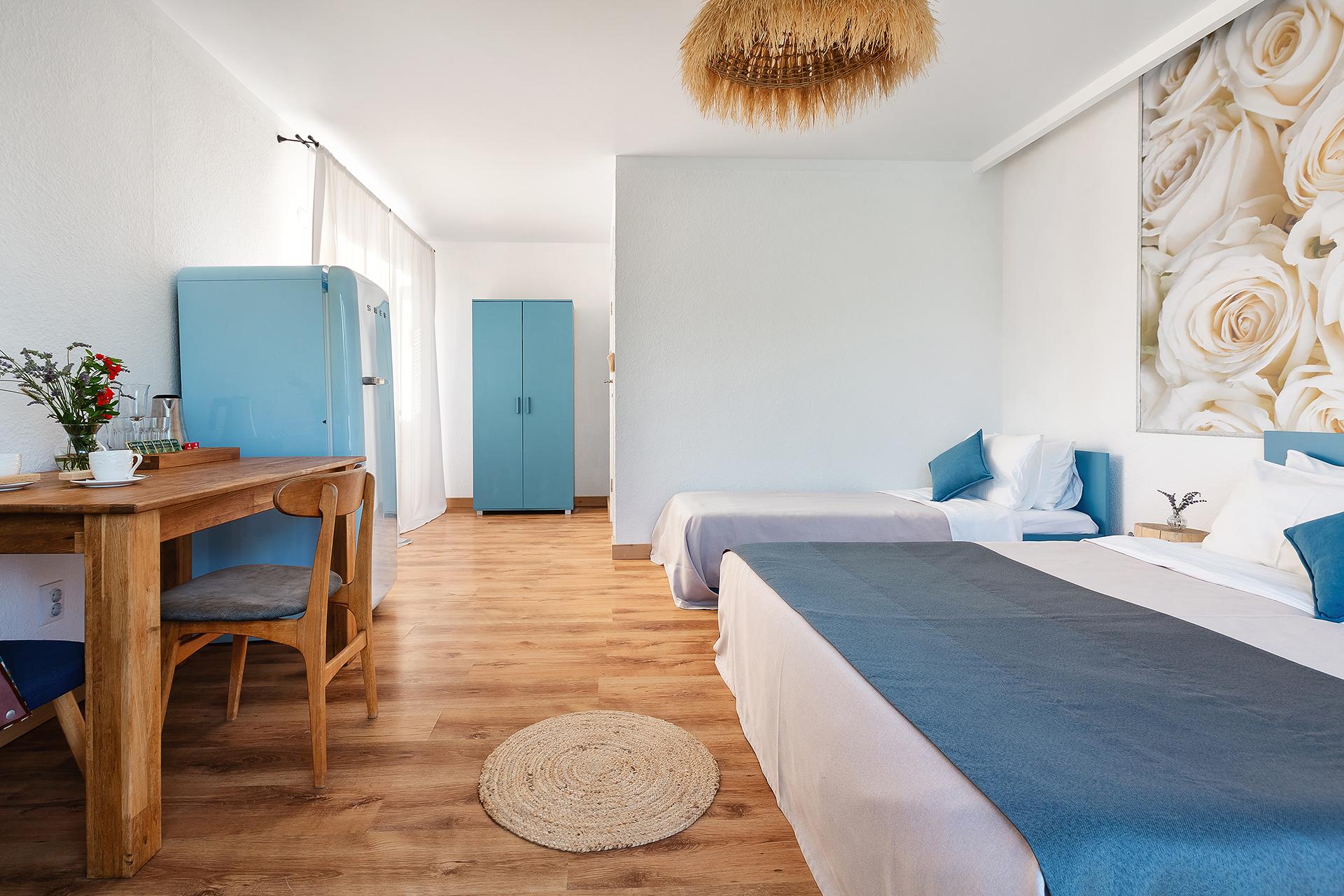 Фото Petra Garden Beach Hotel