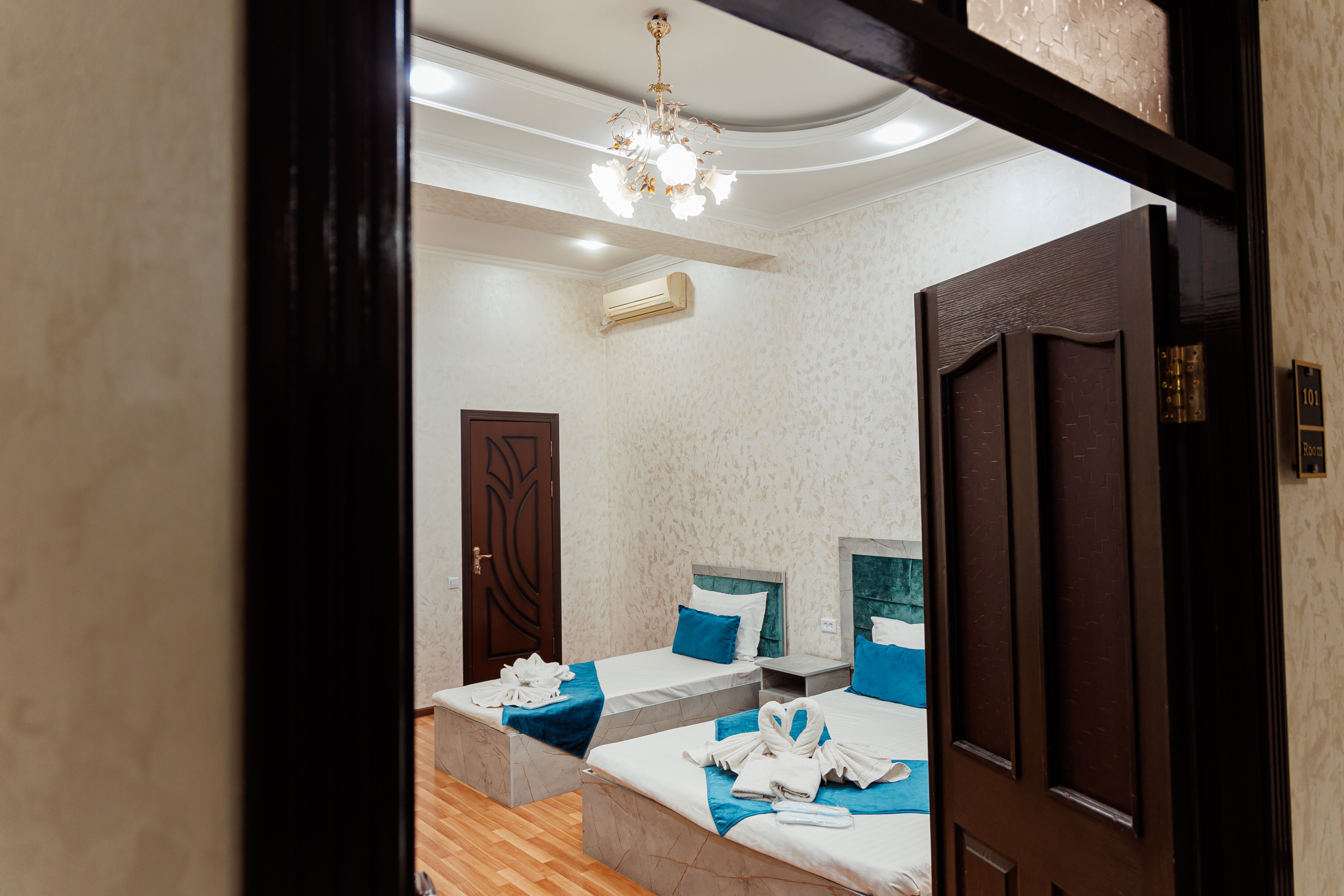 Фото Art Inn Hotel