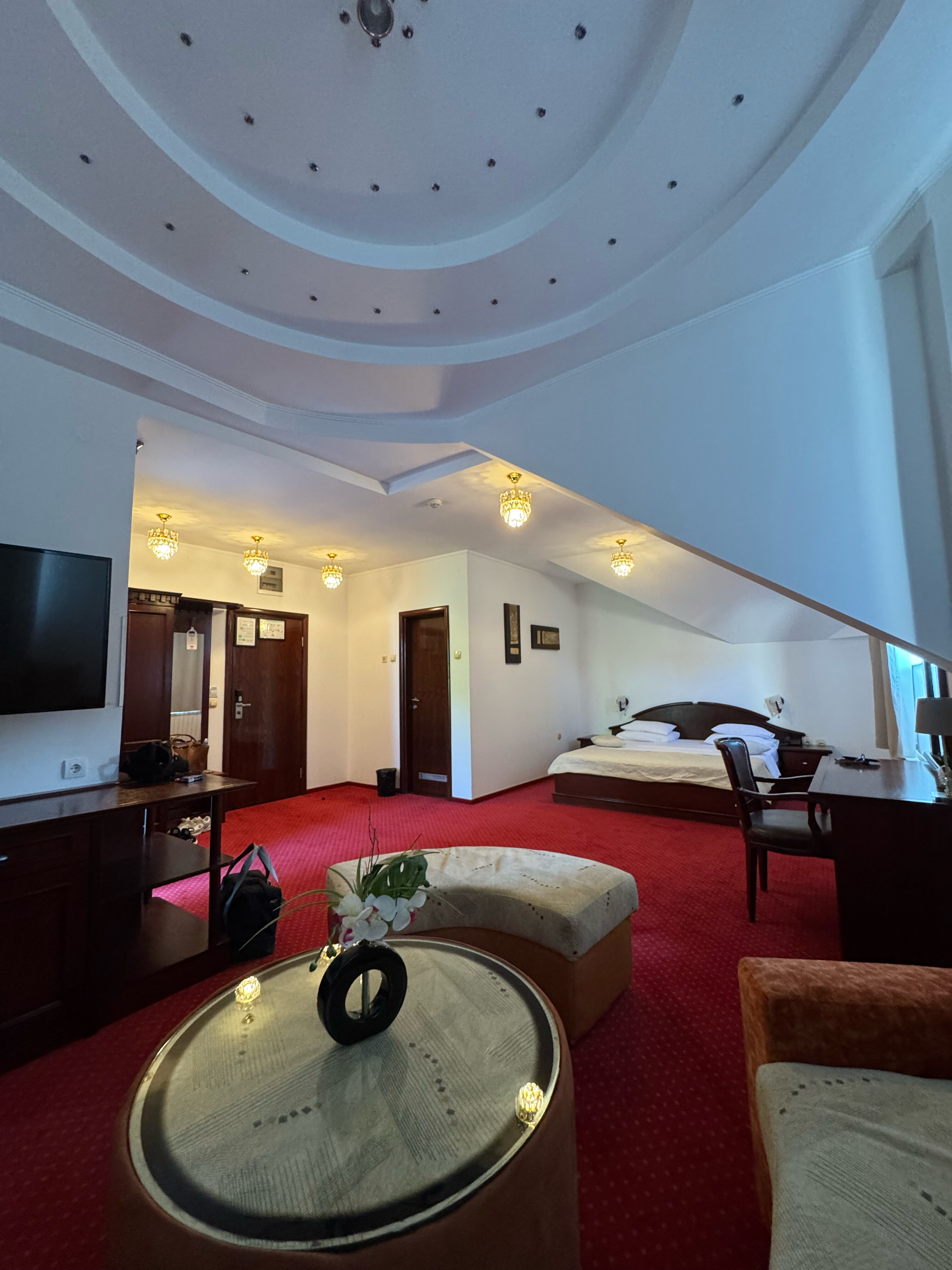 Фото Hotel Garni Royal Crown