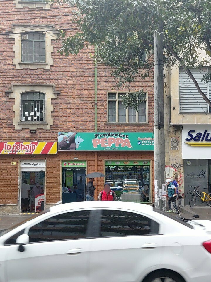 Greengrocery Frutería y Heladería Peppa, Bogota, photo