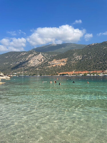 Plyaj yigitlari külotsiz