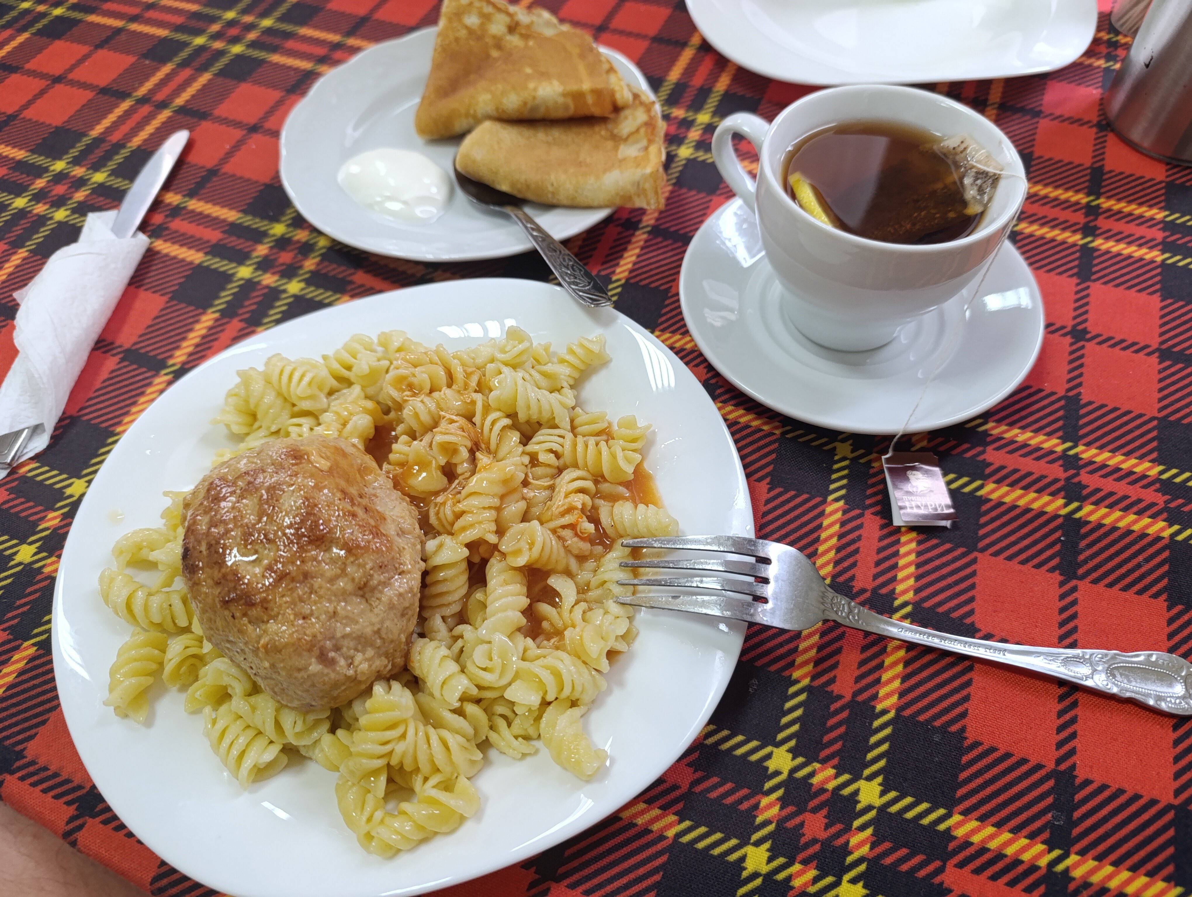 Фото Кузнечик Центральная