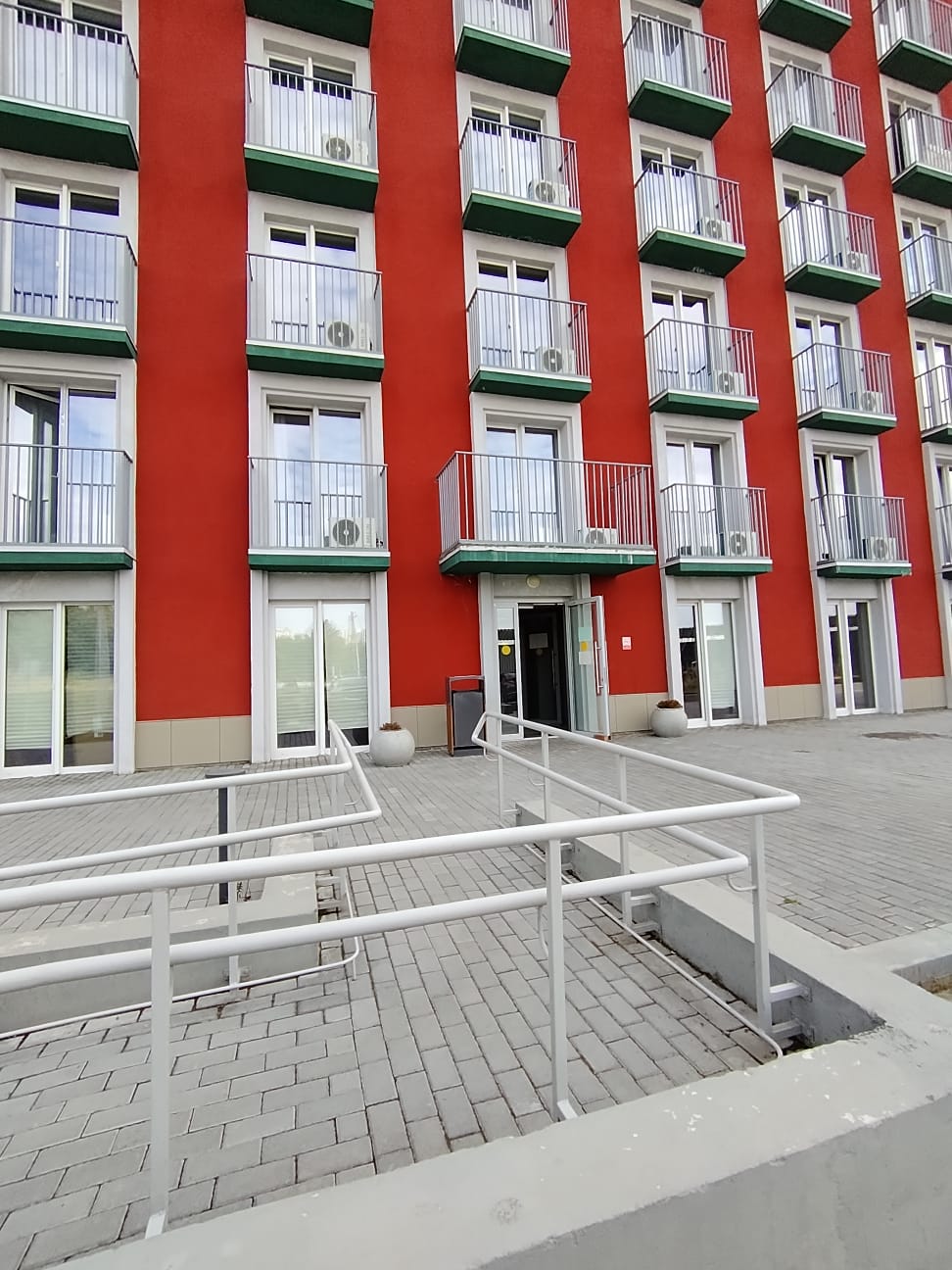 Фото отеля 1