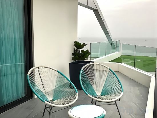 Фото Lime Resort Manila