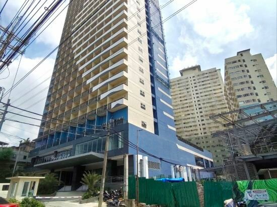 Apartments 1Br Condotel near Bgc and Venice- Grace Haven, Earth, photo
