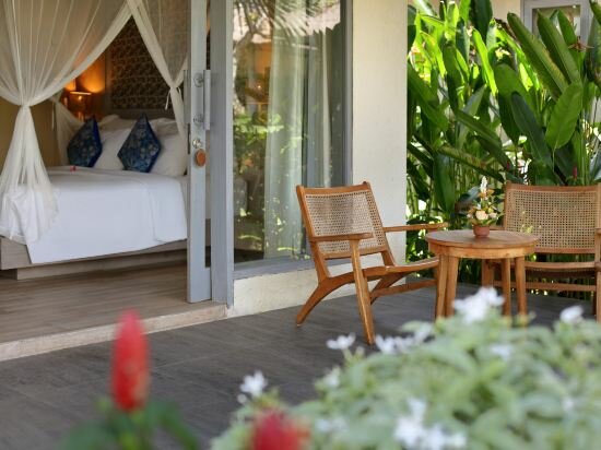 Фото Nirwana Beach & Resort