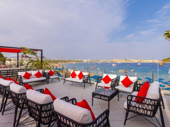 Фото Naama Bay Suites & SPA