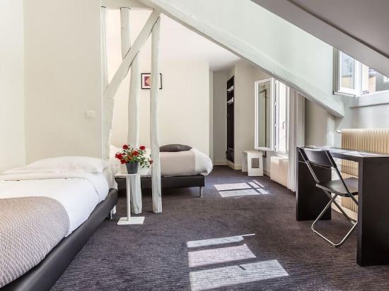 Фото The Originals Paris Hotel Lecourbe