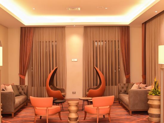 Фото Отель The Athena