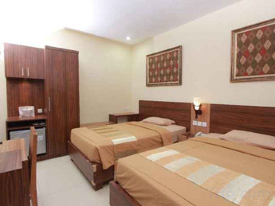 Фото Hotel Kristina