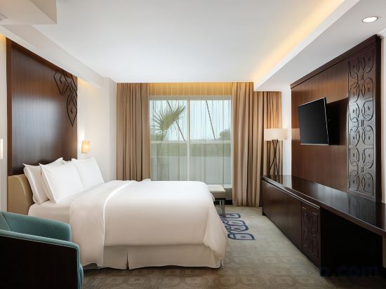 Фото Four Points by Sheraton Makassar